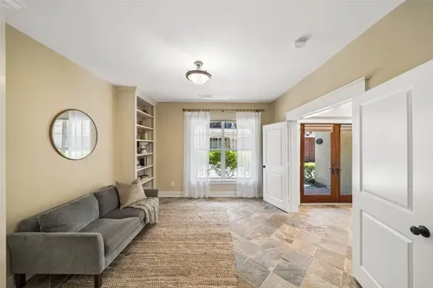 437 Jackson Hill Street Houston TX 77007