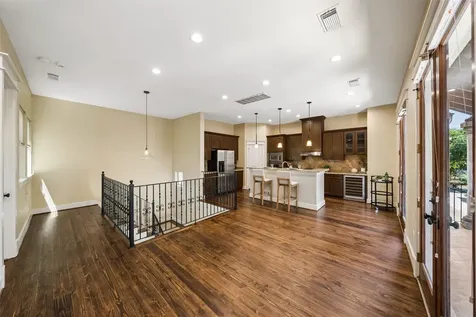 437 Jackson Hill Street Houston TX 77007