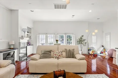 1624 Utah Street Houston TX 77007