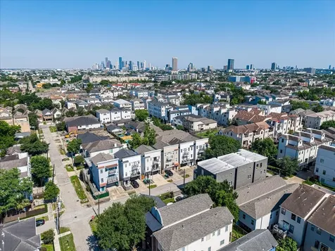 1624 Utah Street Houston TX 77007