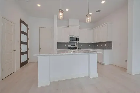 8928 Covenant Place Houston TX 77055