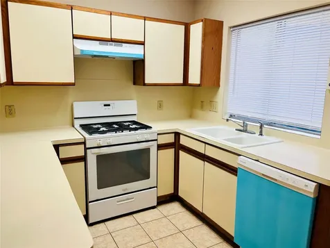 2910 Grants Lake Boulevard 1603 Sugar Land TX 77479