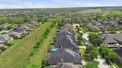 4130 Clover Ridge Lane Sugar Land TX 77479