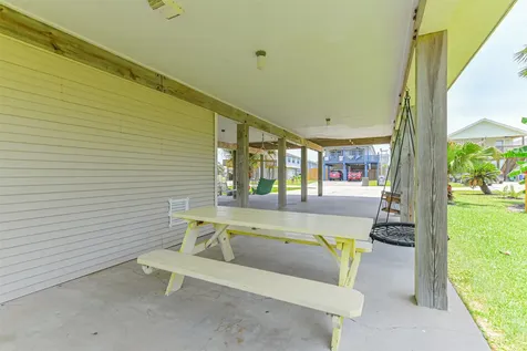 4030 Fort Bend Drive Galveston TX 77554