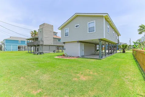 4030 Fort Bend Drive Galveston TX 77554