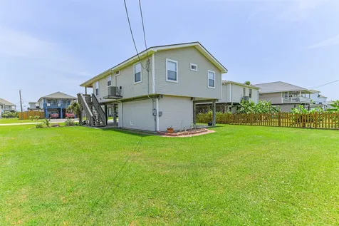 4030 Fort Bend Drive Galveston TX 77554
