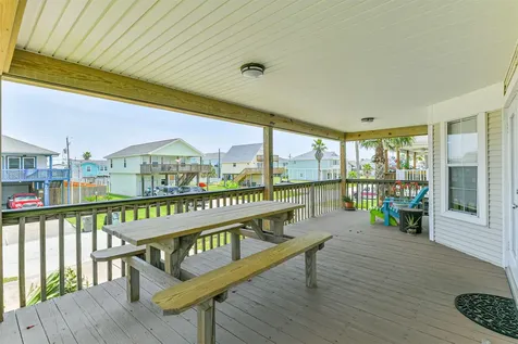 4030 Fort Bend Drive Galveston TX 77554