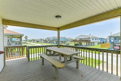 4030 Fort Bend Drive Galveston TX 77554
