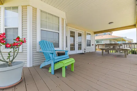 4030 Fort Bend Drive Galveston TX 77554