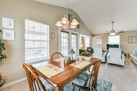 4030 Fort Bend Drive Galveston TX 77554
