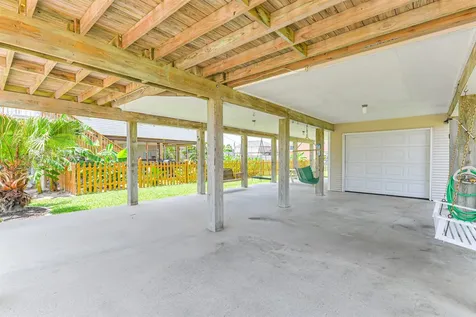 4030 Fort Bend Drive Galveston TX 77554