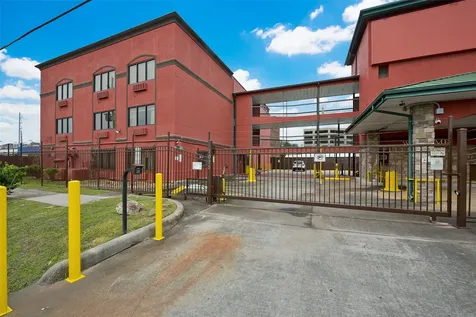 1025 Swanson Street 313 Houston TX 77030