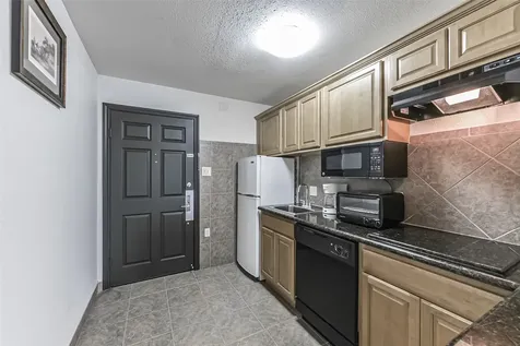 1025 Swanson Street 313 Houston TX 77030