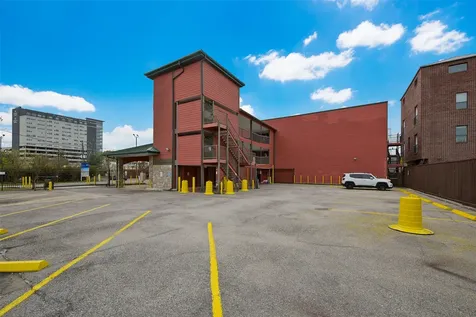 1025 Swanson Street 313 Houston TX 77030