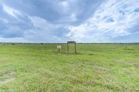 Block 02,lot 231 Teal Lane Columbus TX 77470
