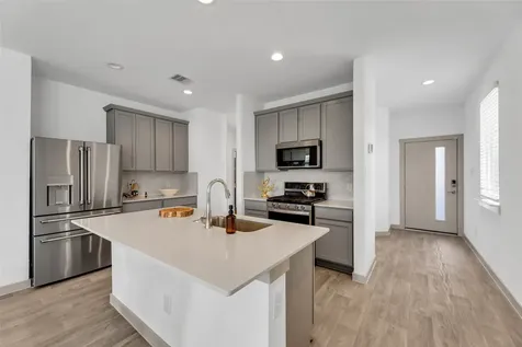 2830 Chancery Summit Court Houston TX 77047