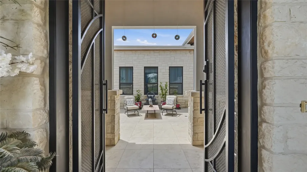 1179 E Trotter Lane E New Braunfels TX 78132