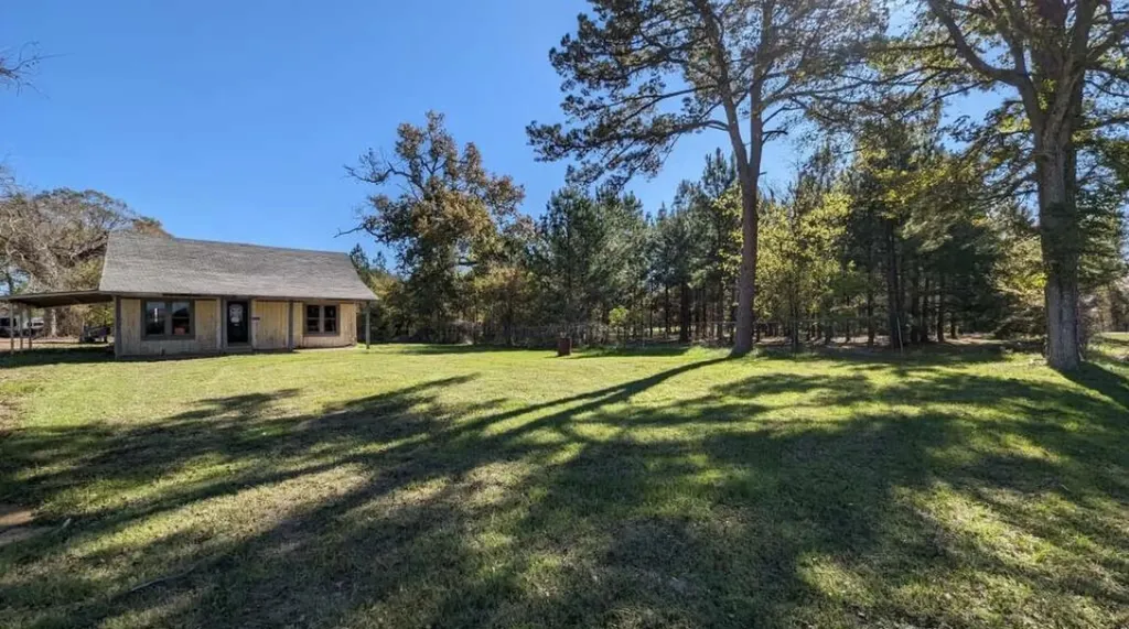 235 County Road 1407 Jacksonville TX 75766