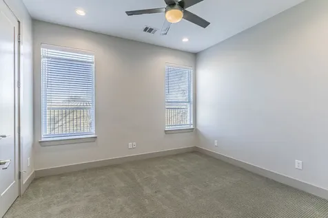5714 Kemp Street Houston TX 77023