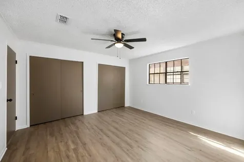 835 Clubside Drive East Bernard TX 77435