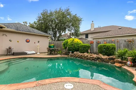 2130 Water Way Seabrook TX 77586