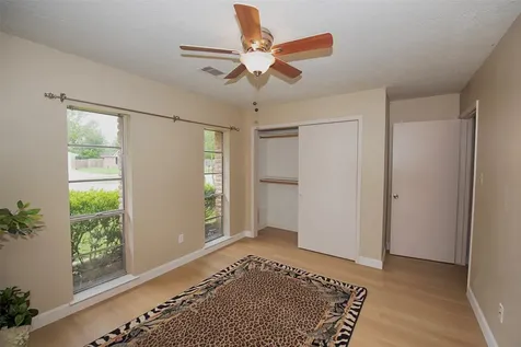 503 Brendon Park Lane Friendswood TX 77546