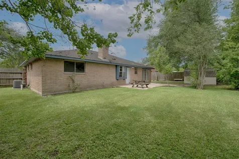 503 Brendon Park Lane Friendswood TX 77546