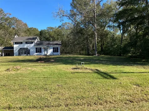 320 Tomlinson Street Sour Lake TX 77659