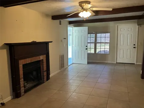 320 Tomlinson Street Sour Lake TX 77659