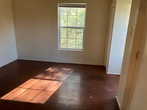 320 Tomlinson Street Sour Lake TX 77659