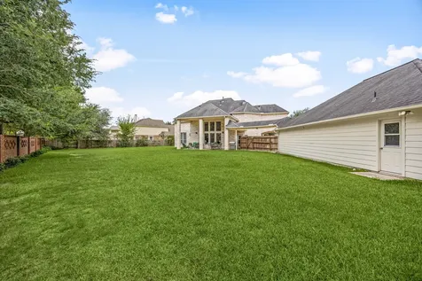 8818 Black Cherry Crossing Katy TX 77494