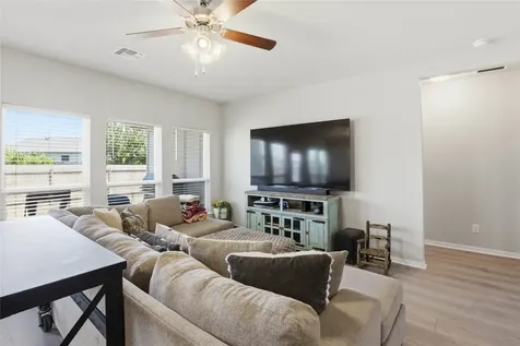 1125 Lakeway Crossing Drive Temple TX 76502