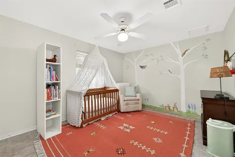 5210 Lodge Creek Houston TX 77066