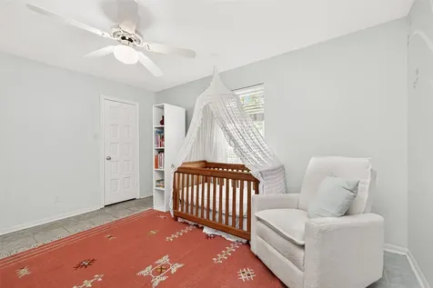 5210 Lodge Creek Houston TX 77066