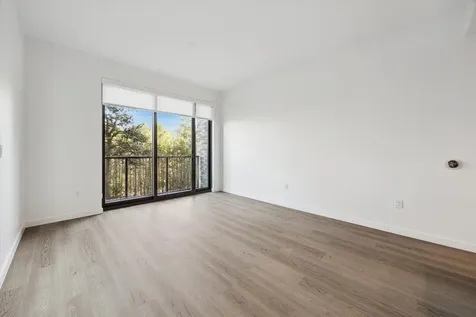 1 Riva Row 406 The Woodlands TX 77380