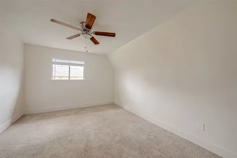 934 Goldfinch Avenue Sugar Land TX 77478