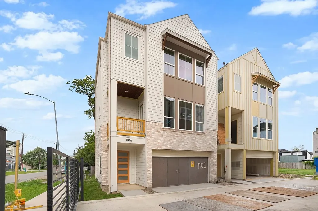 1106 Weiss Street Houston TX 77009