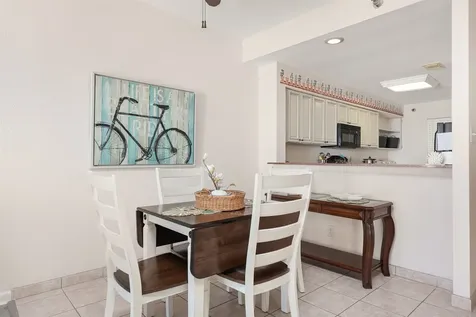 7700 Seawall Boulevard 611 Galveston TX 77551