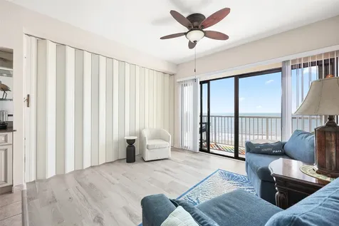 7700 Seawall Boulevard 611 Galveston TX 77551