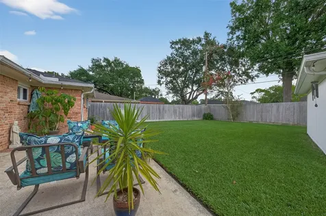 9327 Meadowcroft Drive Houston TX 77063