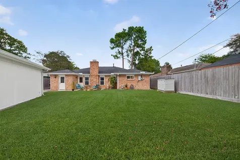 9327 Meadowcroft Drive Houston TX 77063