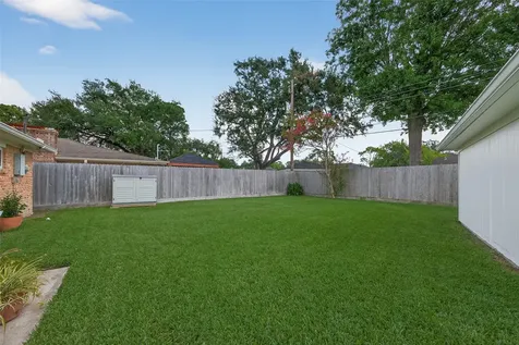 9327 Meadowcroft Drive Houston TX 77063