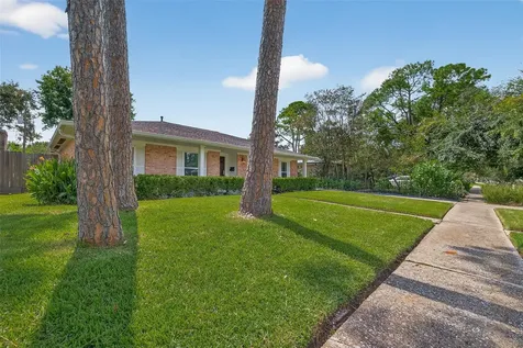 9327 Meadowcroft Drive Houston TX 77063