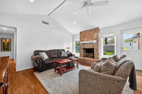 9327 Meadowcroft Drive Houston TX 77063