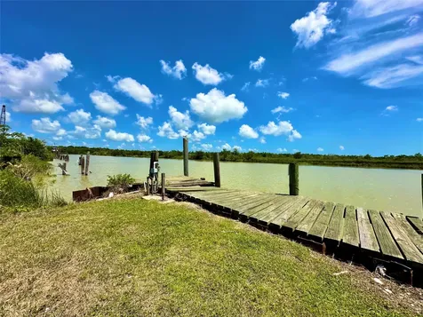 0 West Bayshore Oak Island TX 77514