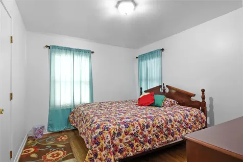 6651 Crestmont Street Houston TX 77033