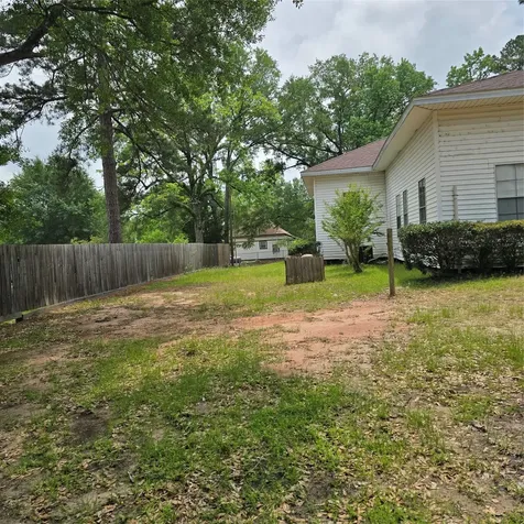 142 Rowe Lane Moscow TX 75960