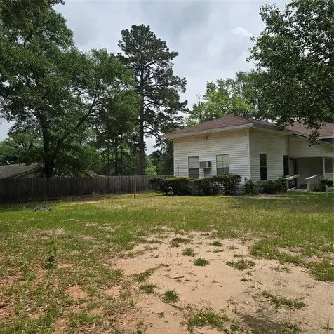 142 Rowe Lane Moscow TX 75960
