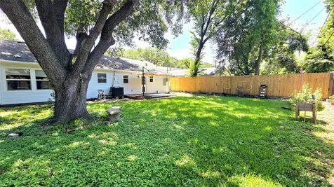 4018 Woodfox Street Houston TX 77025