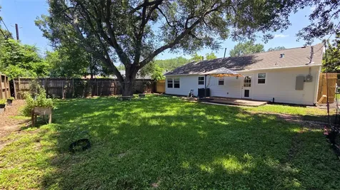 4018 Woodfox Street Houston TX 77025